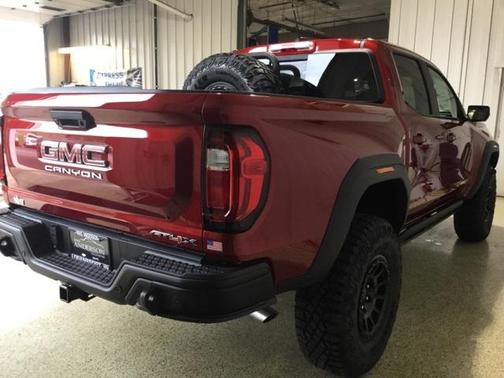 2024 GMC Canyon AT4X