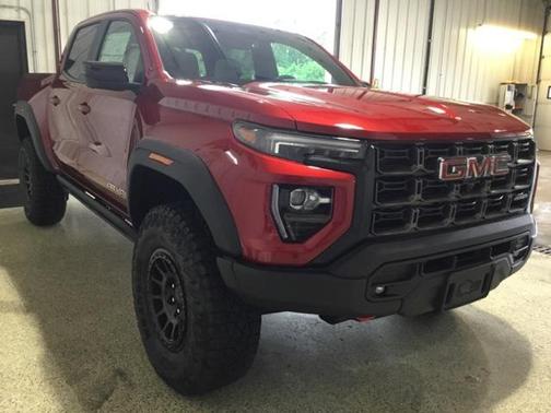 2024 GMC Canyon AT4X