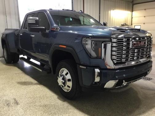 2025 GMC Sierra 3500 Denali