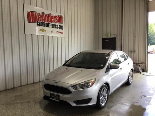 Photo 1 of 36 of 2015 Ford Focus SE