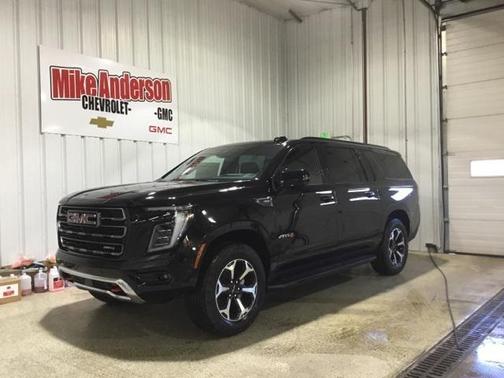 2025 GMC Yukon XL 4WD AT4