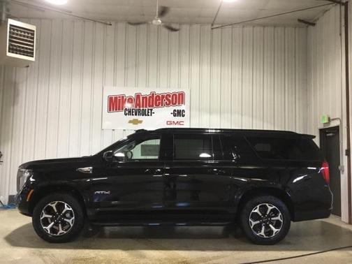 2025 GMC Yukon XL 4WD AT4