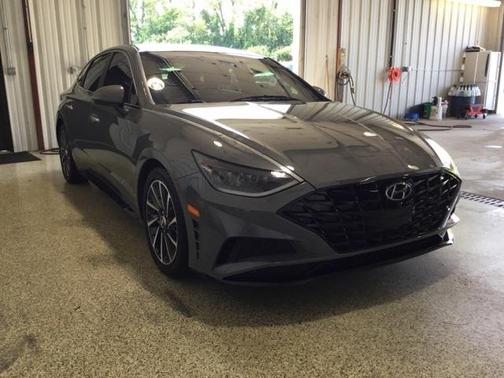 2022 Hyundai SONATA Limited