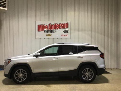 2022 GMC Terrain SLT