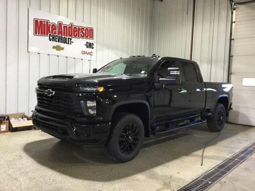Black 2026 Chevrolet Silverado 2500 Custom
