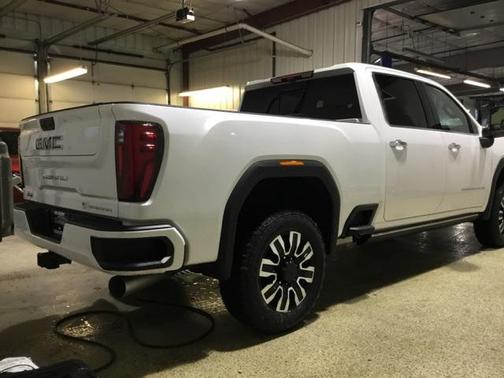 2024 GMC Sierra 2500 Denali Ultimate