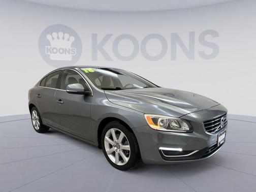 2016 Volvo S60 T5 Drive-E Premier