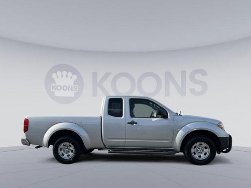 Brilliant Silver 2014 Nissan Frontier S