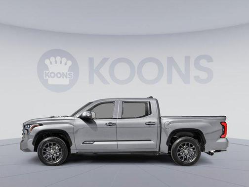 2025 Toyota Tundra Hybrid Platinum