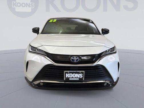 Wind Chill Pearl 2023 Toyota Venza Nightshade Edition