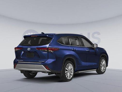 2025 Toyota Highlander Hybrid Platinum