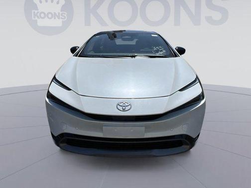2025 Toyota Prius XLE