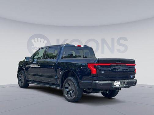 2022 Ford F-150 Lightning LARIAT