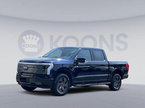 2022 Ford F-150 Lightning LARIAT