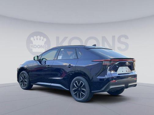 2026 Toyota bZ XLE Plus