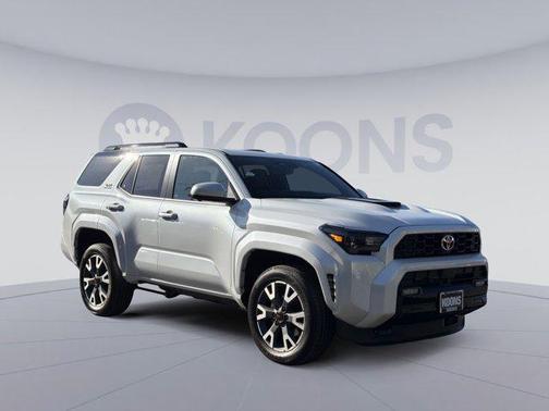 Wind Chill Pearl 2026 Toyota 4Runner TRD Sport Premium