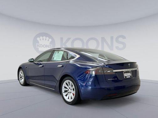 Deep Blue Metallic 2019 Tesla Model S Performance
