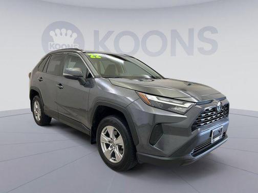 2022 Toyota RAV4 XLE