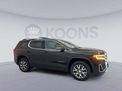 2022 GMC Acadia AWD SLT