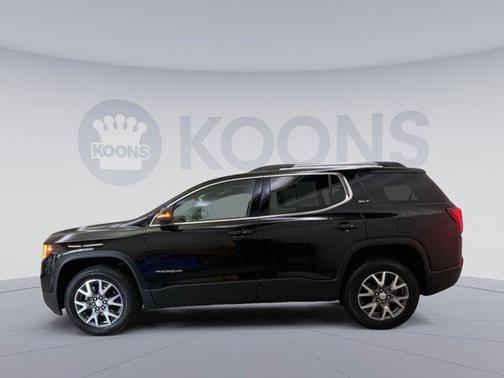 2022 GMC Acadia AWD SLT