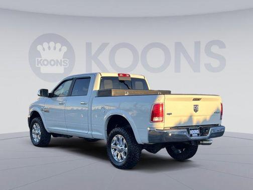 2018 RAM 2500 Laramie Crew Cab 4x4 6'4' Box