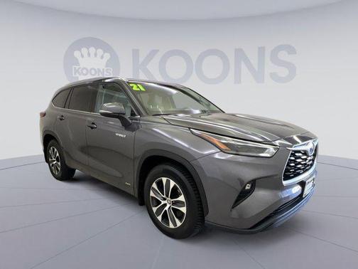 2021 Toyota Highlander Hybrid XLE