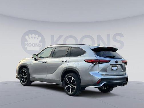 2022 Toyota Highlander XSE