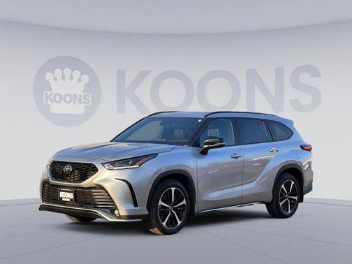 2022 Toyota Highlander XSE
