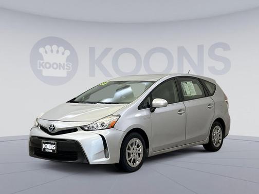 Classic Silver Metallic 2015 Toyota Prius v Four
