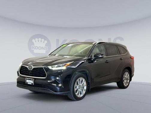 Midnight Black Metallic 2020 Toyota Highlander Limited