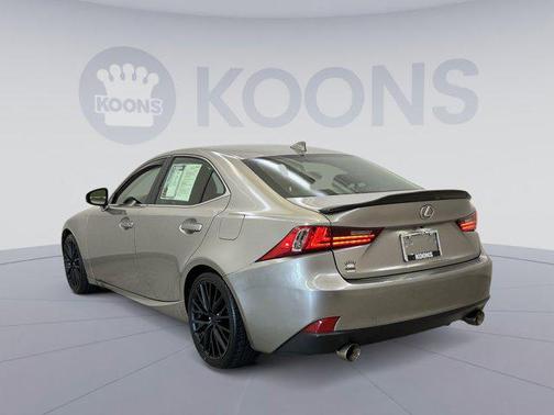 2016 Lexus IS 300 Base