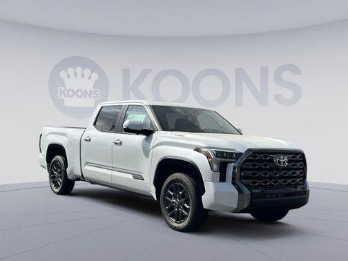 2025 Toyota Tundra Hybrid Platinum