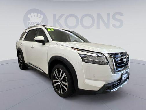 2023 Nissan Pathfinder Platinum 4WD