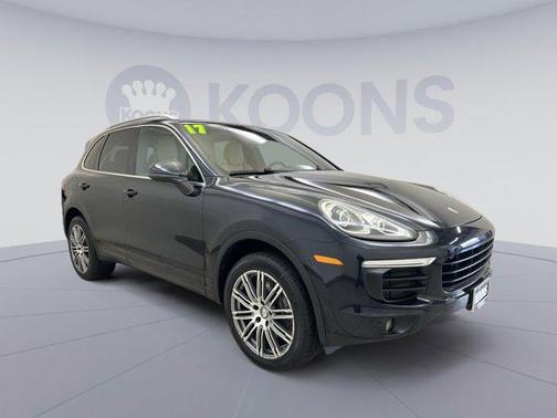 2017 Porsche Cayenne Cayenne
