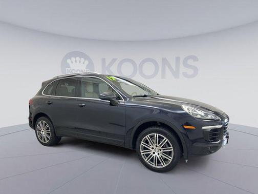 2017 Porsche Cayenne Cayenne