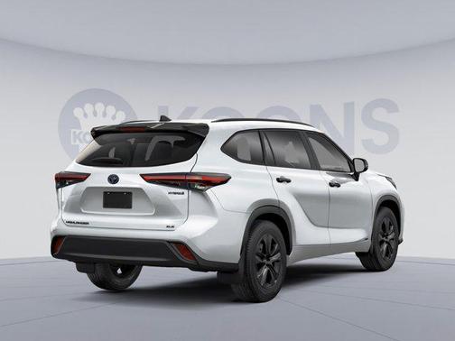 2025 Toyota Highlander Hybrid XLE