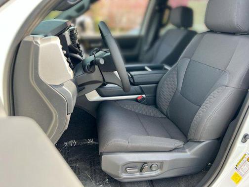 Ice Cap 2026 Toyota Tundra SR5