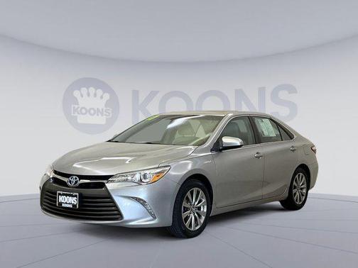 2017 Toyota Camry Hybrid XLE