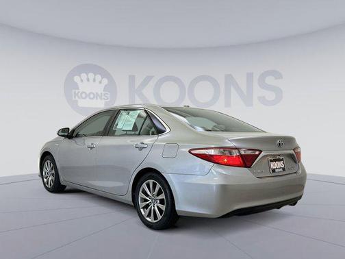 2017 Toyota Camry Hybrid XLE
