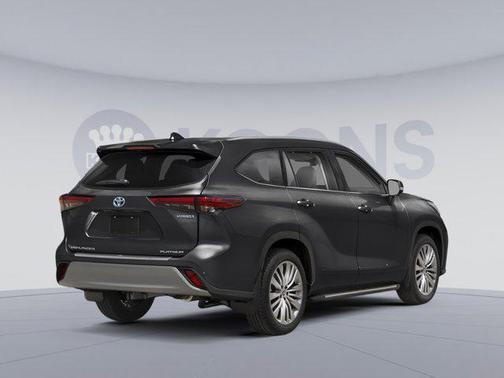 Midnight Black Metallic 2026 Toyota Highlander Hybrid Platinum