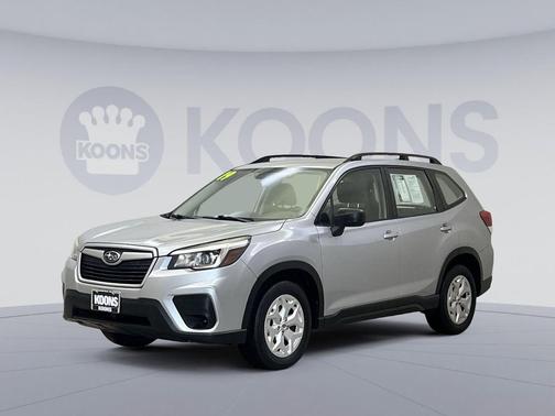 Ice Silver Metallic 2019 Subaru Forester Base