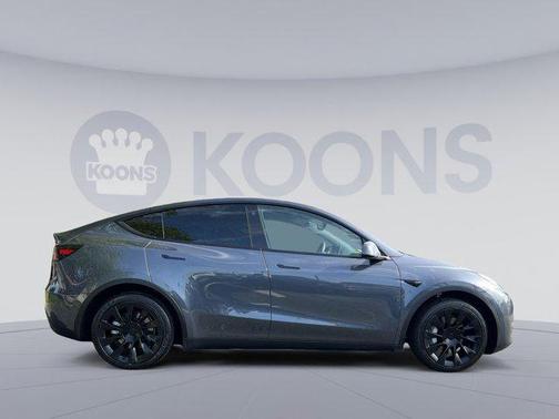 2023 Tesla Model Y Long Range Dual Motor All-Wheel Drive