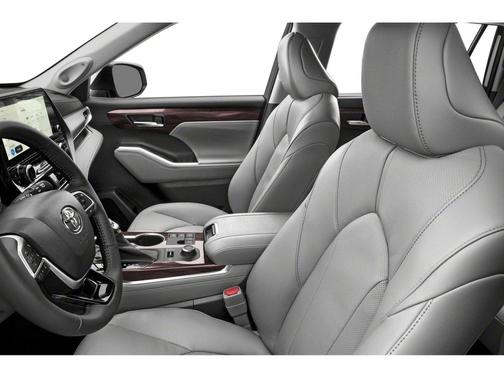 Moon Dust 2023 Toyota Highlander Limited