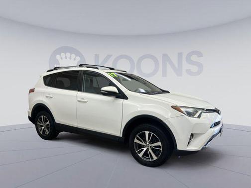 2017 Toyota RAV4 XLE
