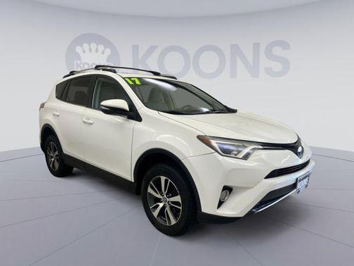 2017 Toyota RAV4 XLE