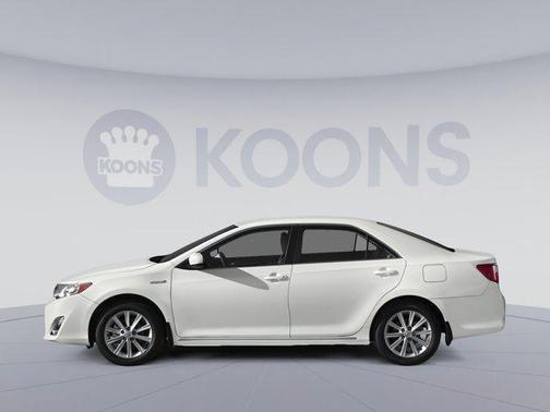 2014 Toyota Camry Hybrid LE