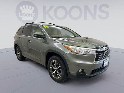 2016 Toyota Highlander XLE