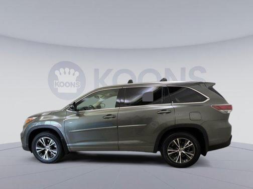 2016 Toyota Highlander XLE