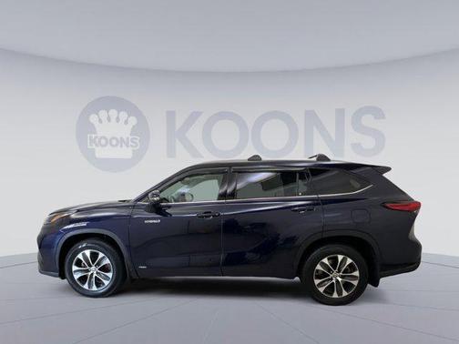 2021 Toyota Highlander Hybrid XLE