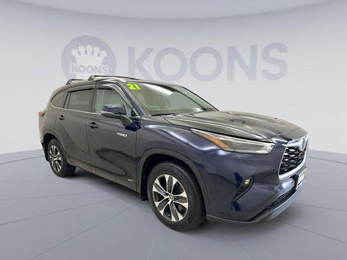 2021 Toyota Highlander Hybrid XLE